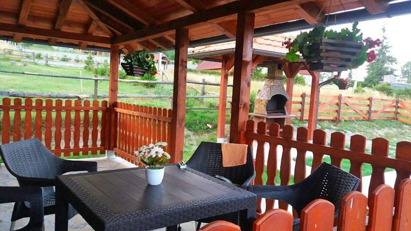 Holiday Home Perduh Sekulic Luaran gambar
